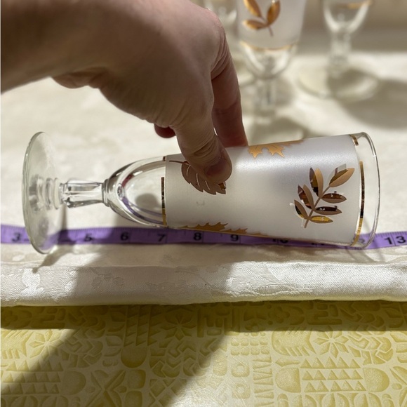 Vintage Libbey Frosted Gold Leaf Drinkware Set of 4 - Picture 5 of 6